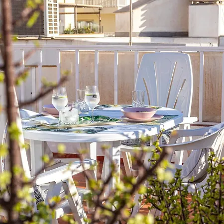 ático Del Sol Segunda Línea Playa En Apartamento